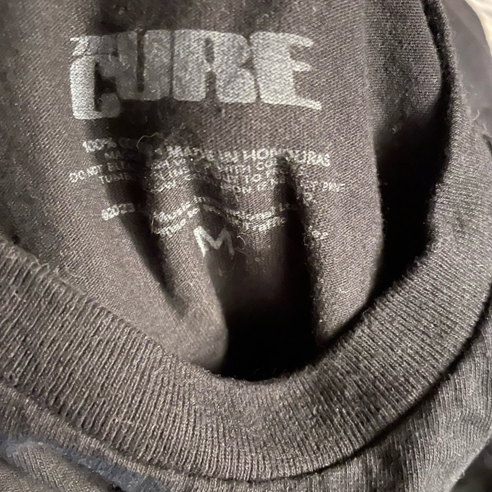 The Cure Black Graphic T-Shirt Size Medium - Picture 4 of 4